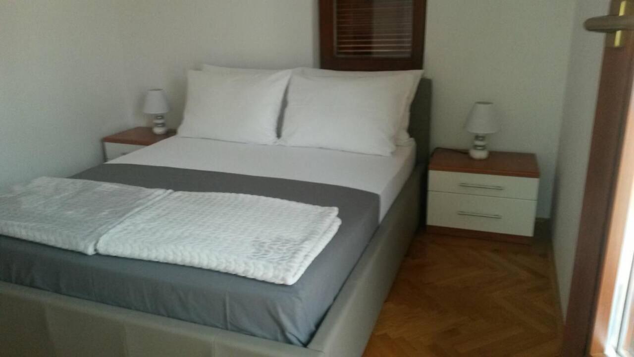 Apartmani Porat Малинска Экстерьер фото