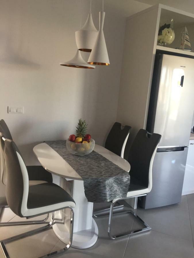 Apartmani Porat Малинска Экстерьер фото